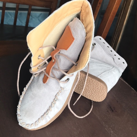 Wedge Boot - Picture 2 of 5